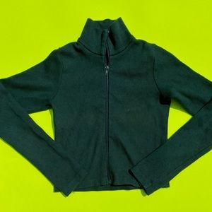 ULTRA RARE BRANDY MELVILLE SWEATER